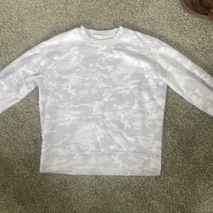 Lululemon crewneck no size labeled (most likely size M) grey/white camo